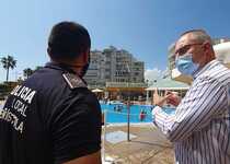 La Policía Local de Peñíscola continúa colaborando con el sector turístico por el cumplimiento de la normativa en materia de prevención y seguridad