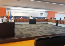 El Ayuntamiento de Peñíscola aprueba el reasfaltado del vial de acceso al colegio