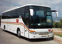 El Ayuntamiento de Peñíscola adjudica el servicio de transporte escolar subvencionado para el primer trimestre del curso