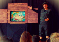 Peñíscola programa cuentacuentos para adultos y público familiar durante los próximos fines de semana