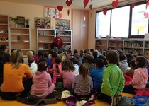 Cuentacuentos en la Biblioteca Municipal para los alumnos de educación infantil