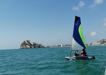 Los escolares de Peñíscola disfrutan de actividades náuticas en colaboración con la concejalía de Deportes 