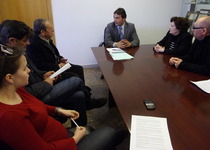 El alcalde recibe a los responsables del Centro de Iniciativas Culturales