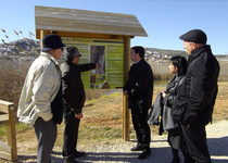 La marjal recibe la visita de los responsables de Medioambiente de la provincia