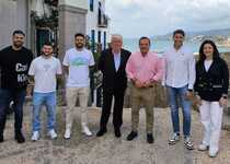 La concejalía de Fiestas homenajea al club deportivo Servigroup Peñíscola Fútbol Sala y le ofrece el honor de ejercer como Mantenedor de las Fiestas Patronales de 2025