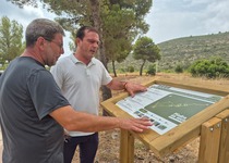 Peñíscola señaliza sus nuevas rutas con Patrimonio de la Humanidad