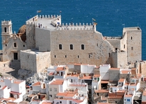 Peñíscola recibe en los próximos días una representación de la histórica Universidad de Saint Andrews