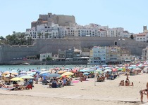 Cifra récord de consultas en las oficinas de información turística de Peñíscola durante los días centrales de agosto