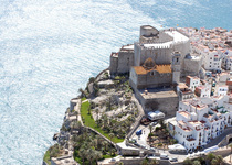 Los equipos técnicos de los rodajes en Peñíscola generarán más de 3500 pernoctaciones en el mes de octubre