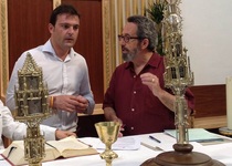 Andrés Martínez, alcalde de Peñíscola, se ha congratulado por el logro conjunto de consistorio y Asociación de Amigos del Papa Luna al conseguir la declaración BIC para los tesoros pontificios "es de justicia" ha dicho