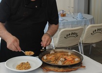 Las XIII Jornadas Gastronómicas del Langostino y el Caragol Punxent de Peñíscola llegan a su etapa final con la expectativa de superar los 800 comensales