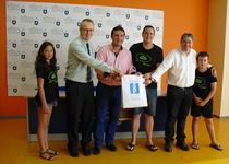 La Asociación de Comerciantes de Peñíscola sortea los premios de la pasada feria "Botigues al Carrer"