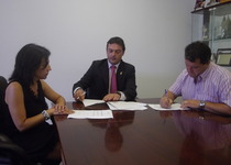 El Ayuntamiento firma un convenio con la Cofradía de Pescadores San Pedro de Peñíscola